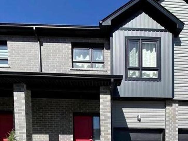 Townhouse for rent in Arva, Ontario