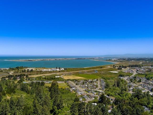 House for sale in Humboldt, California