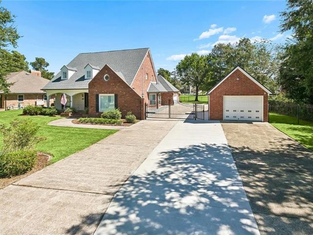 House for sale in Destrehan, St. Charles Parish