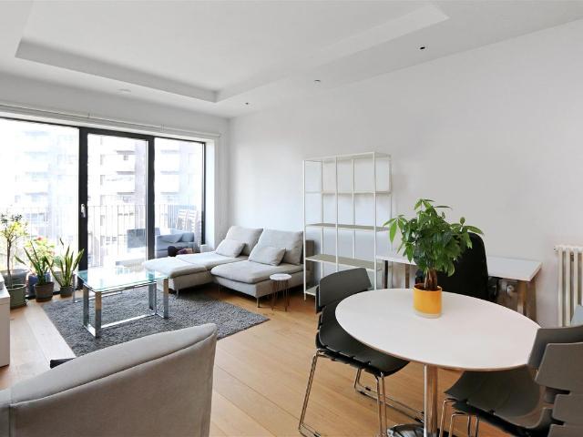 Apartment for rent in London City Island, Blackwall