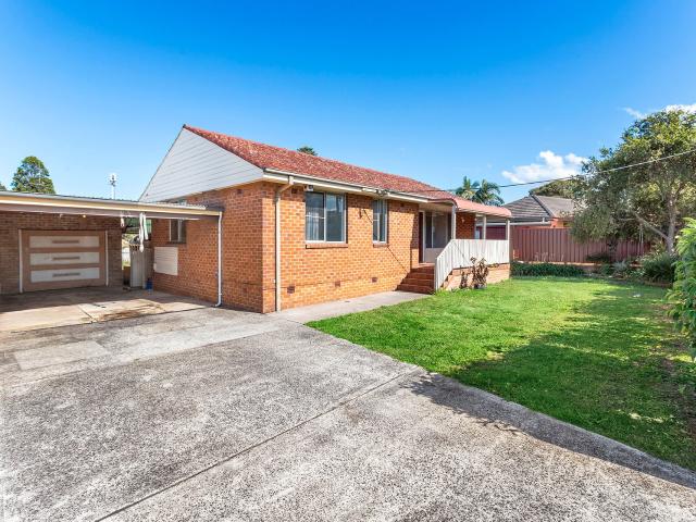 House for rent in Wollongong West, New South Wales