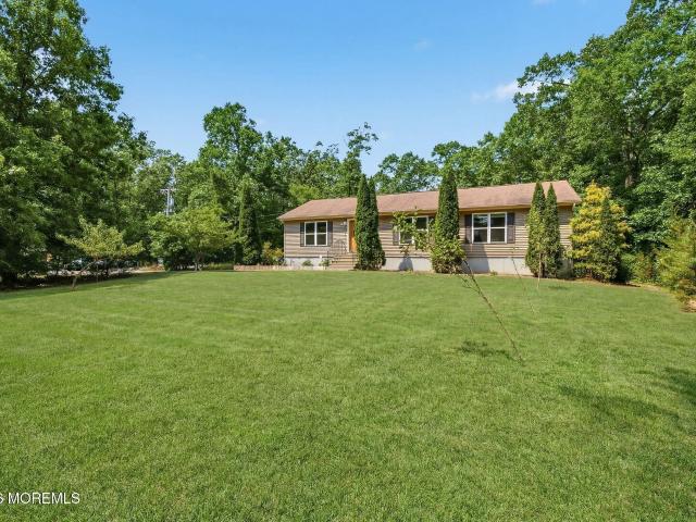 House for sale in Dorothy, New Jersey