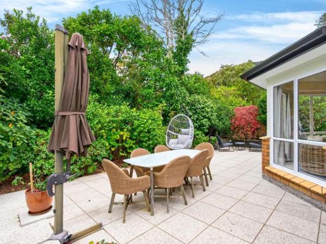 House for sale in Days Bay, Wellington