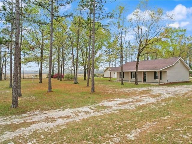 House for sale in Nahunta, Georgia