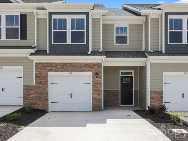Townhouse for sale in Hendersonville, North Carolina