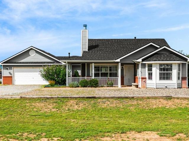 House for sale in Edgewood, Santa Fe County