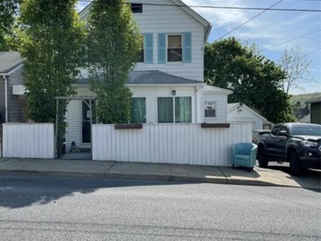 House for sale in Highland Falls, New York