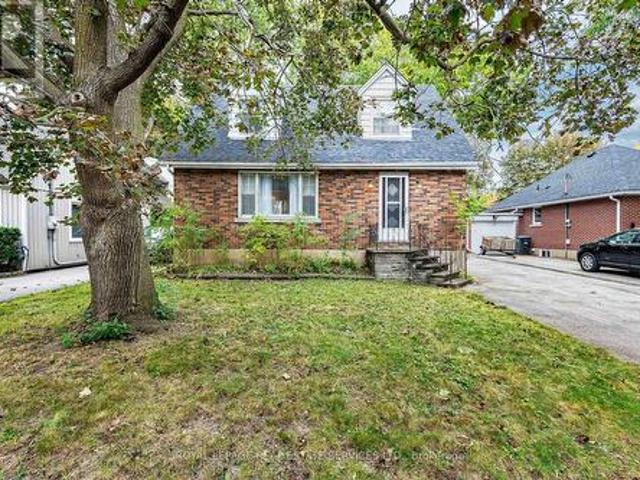 House for sale in Brampton, Golden Horseshoe