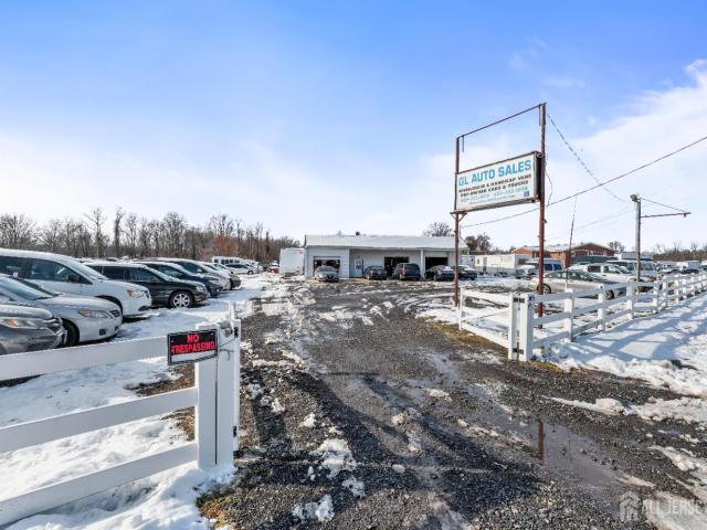 Commercial for sale in Columbus, New Jersey