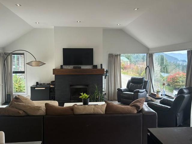 House for rent in Fernhill, Queenstown