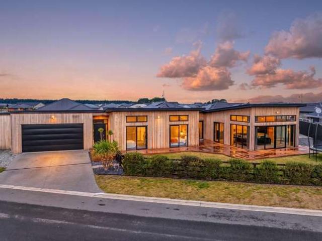 House for sale in Pegasus, Canterbury