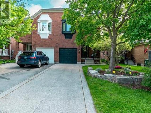 House for sale in Ancaster, Ontario