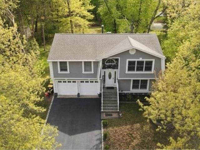 House for sale in Franklin, New Jersey