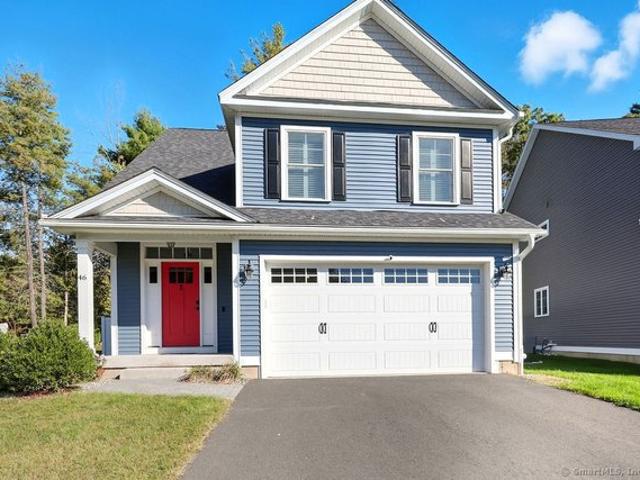 House for sale in Simsbury, Connecticut