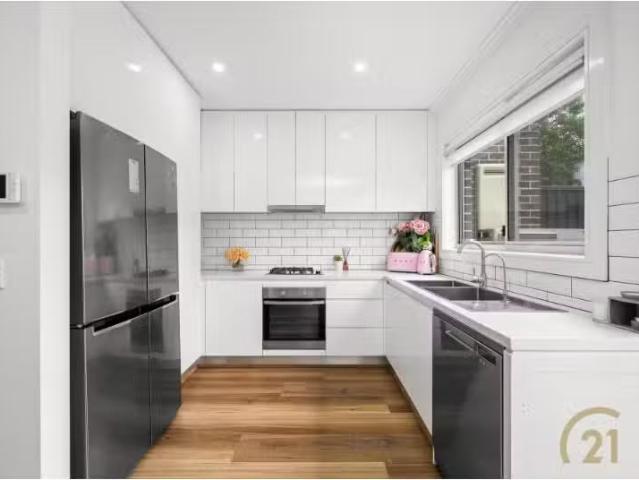 Condo for rent in Sydney, New South Wales