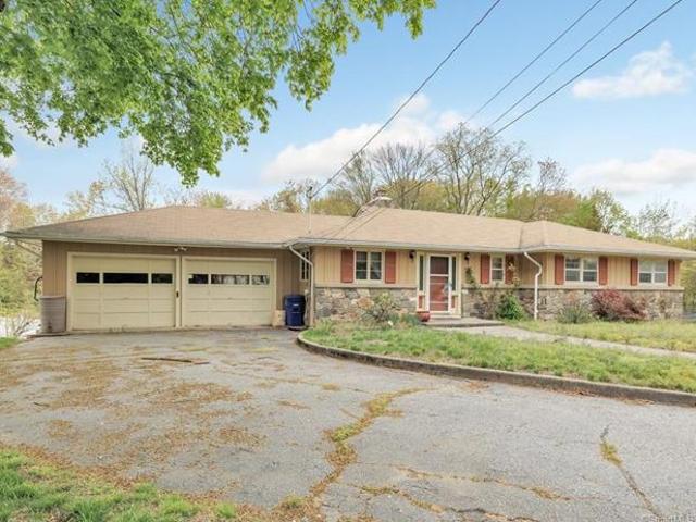 House for sale in Bridgeport, Connecticut