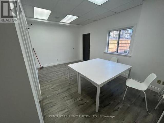 Commercial for rent in Oakville, Ontario