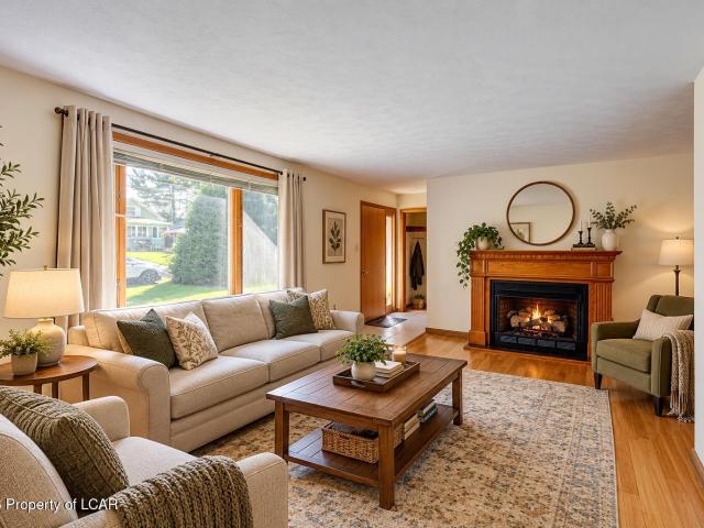 House for sale in Sweet Valley, Ross Township