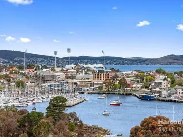 House for rent in Rosny