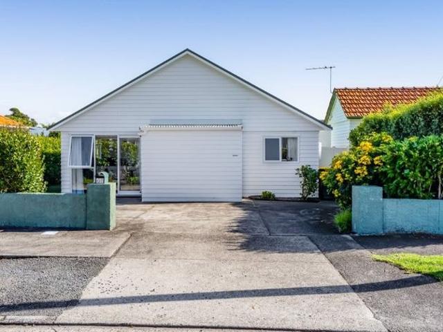 House for rent in Hillsborough, Taranaki