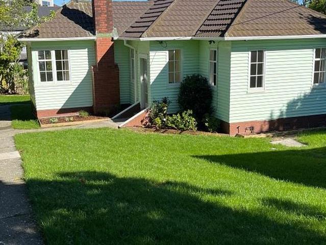 House for rent in Cashmere, Wellington