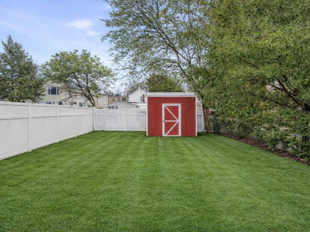 House for sale in Bloomfield, New Jersey