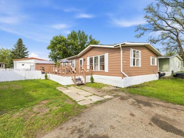 House for sale in Wedgewood, Alberta