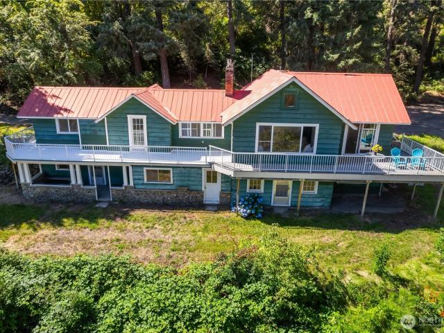 House for sale in Chelan