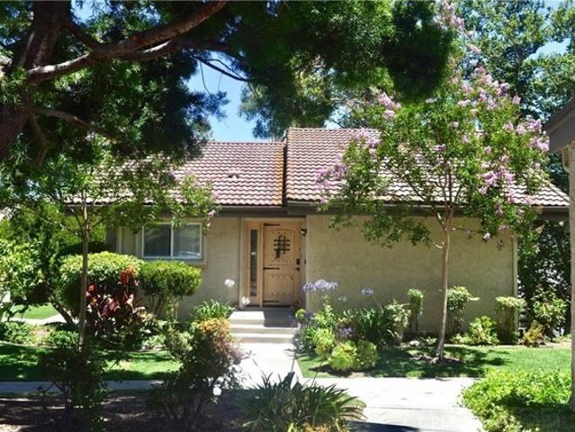 House for sale in Oak Park, California