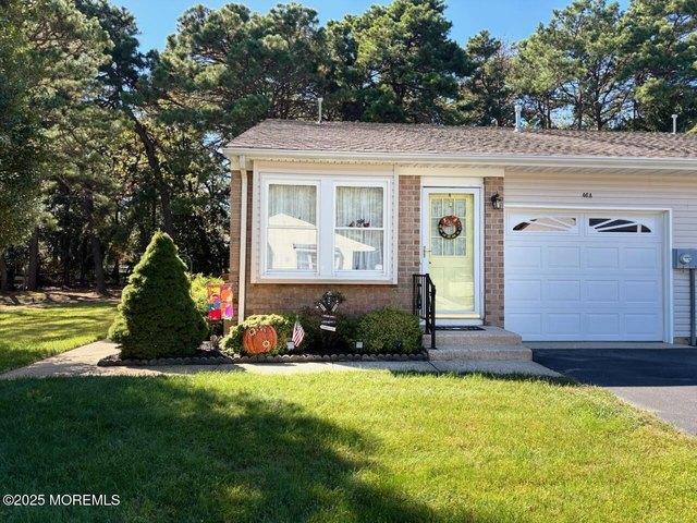 Townhouse for sale in Whiting, Manchester Township
