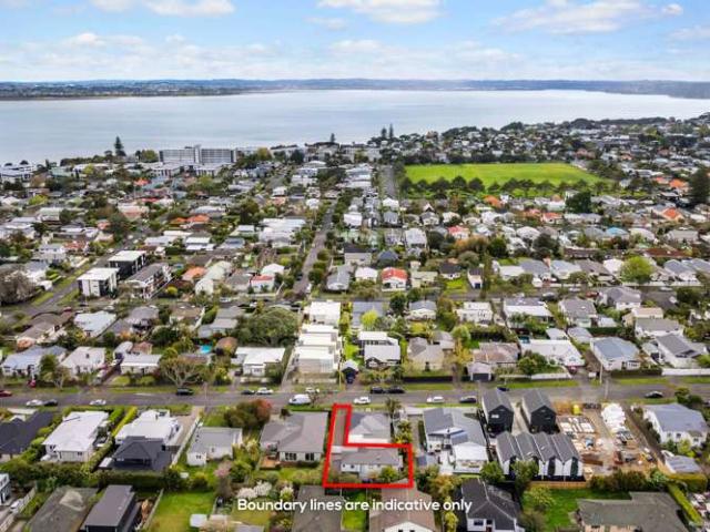 House for sale in Point Chevalier, Albert-Eden
