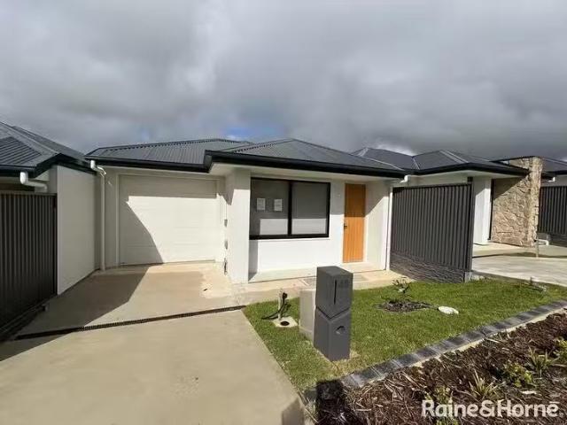 House for rent in Port Kennedy, Western Australia