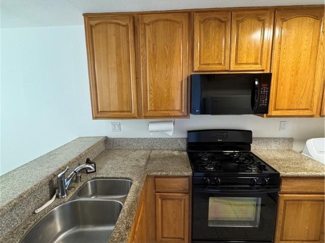 Condo for sale in Oak Creek, Irvine