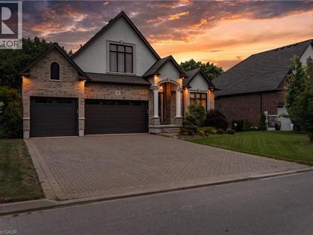 House for sale in Fonthill, Pelham
