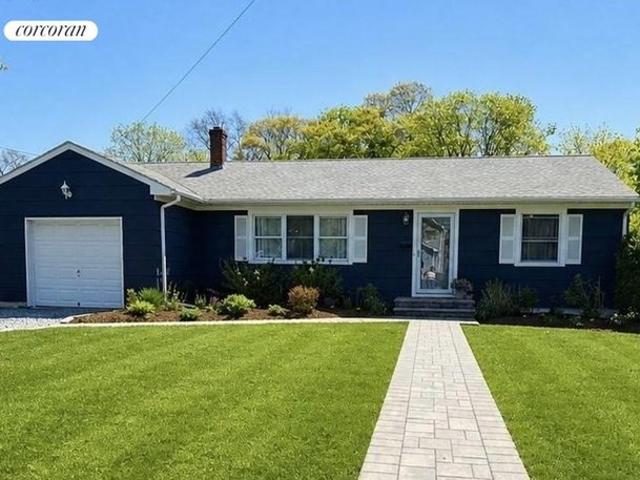 House for sale in Centereach, New York