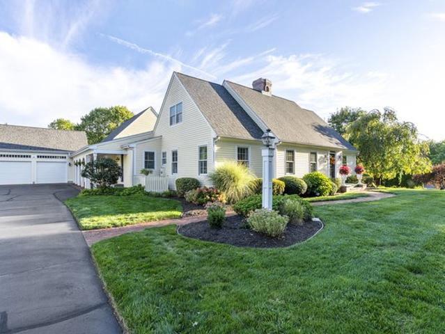 House for sale in Glastonbury, Connecticut