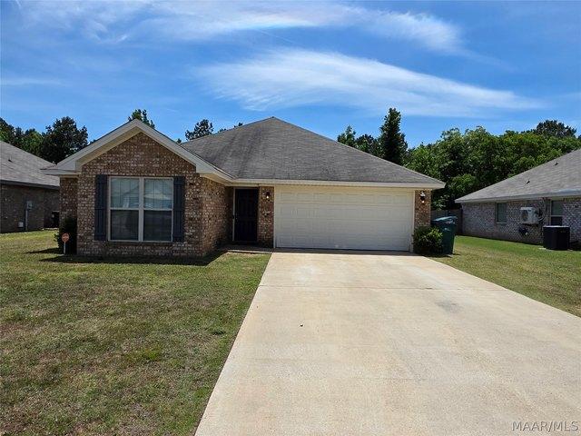 House for sale in Elmore, Alabama