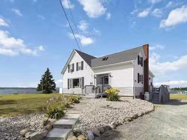 House for sale in Port Medway, Nova Scotia