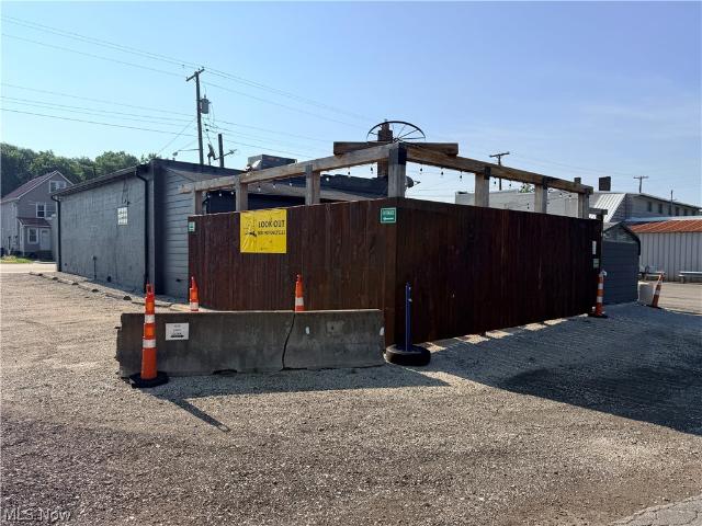 Commercial for sale in Leavittsburg, Ohio