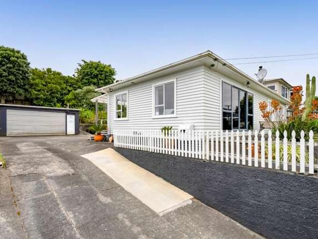 House for sale in Hillsborough, Taranaki