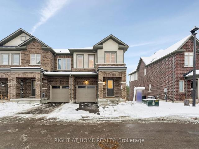 Townhouse for sale in Woburn, Ontario