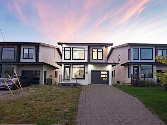 House for sale in Cascades Park, Bedford