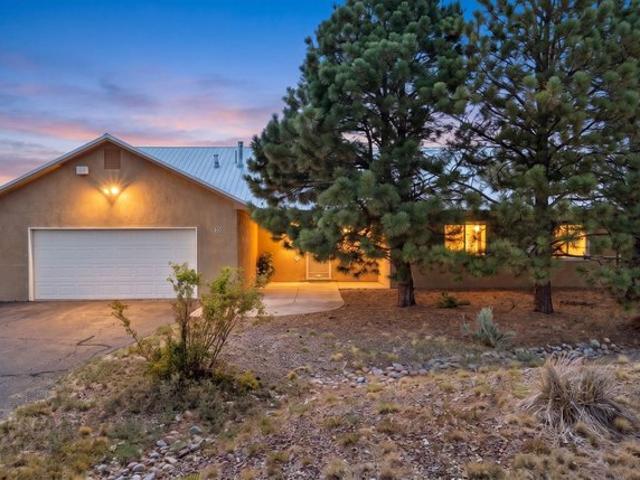 House for sale in Edgewood, New Mexico