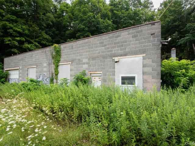 Land for sale in Pleasant Valley, New York