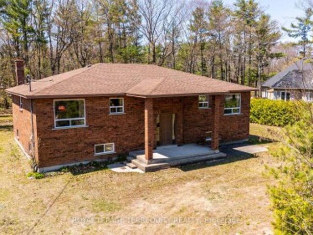House for sale in Tiny, Ontario