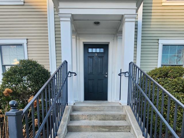 Townhouse for rent in Cos Cob, Connecticut