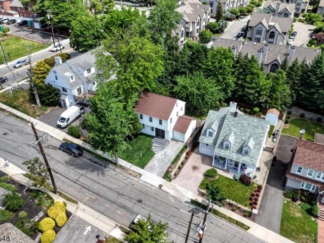 House for sale in River Edge, New Jersey