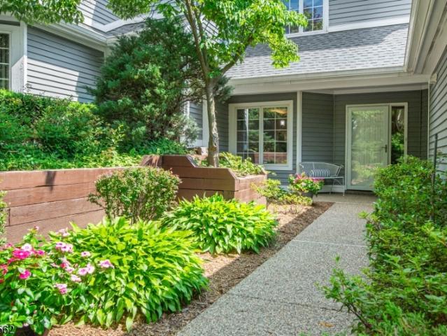 Townhouse for sale in Montville, New Jersey