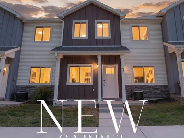 Townhouse for sale in Cache, Utah