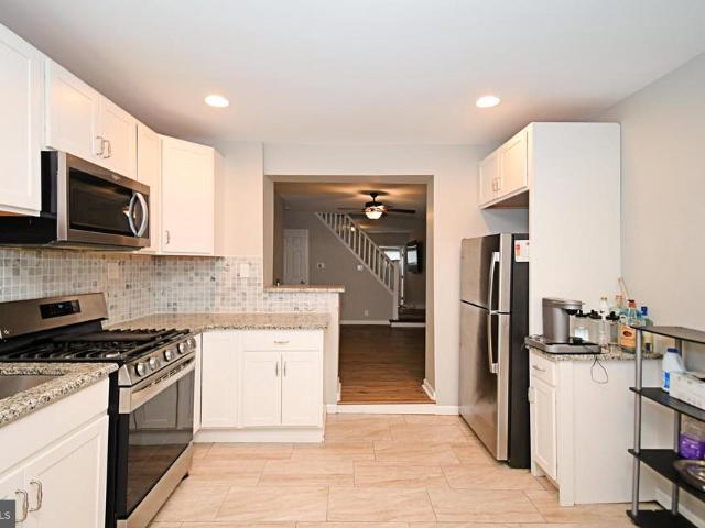 Townhouse for sale in Bridgeport